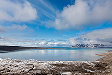 Blick vom Gletscherrand auf die Landschaft