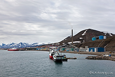 zurück im Hafen von Longyearbyen