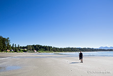 ein fast menschenleerer Strand, Vancouver Island