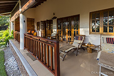 Terrasse der Villas du Voyageur, Praslin, Seychellen